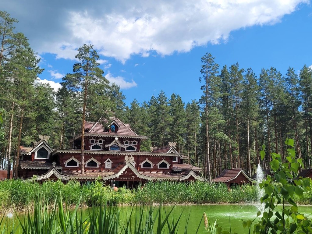 Загородный комплекс Лесная сказка